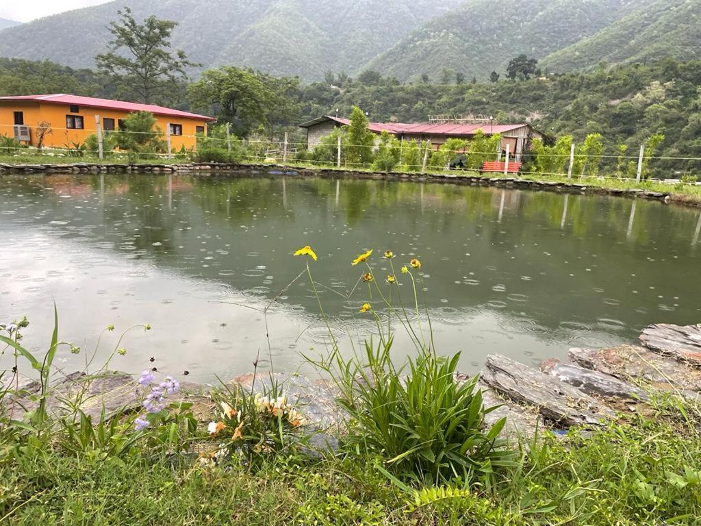 Nayar Valley Retreat Hotel Lansdowne Exterior photo